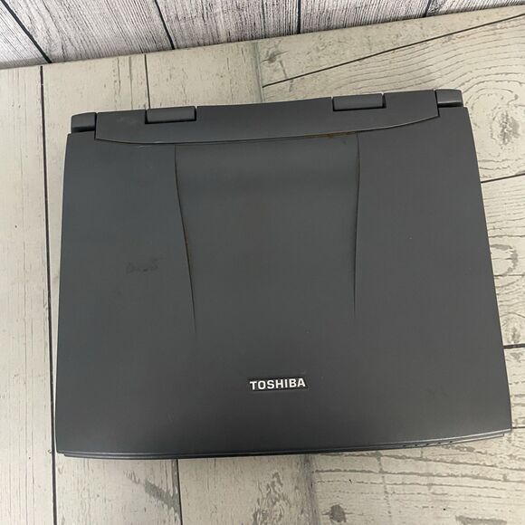 Vintage Toshiba Satellite 2515CDS Laptop Notebook - For Parts/Repair - Picture 4 of 11